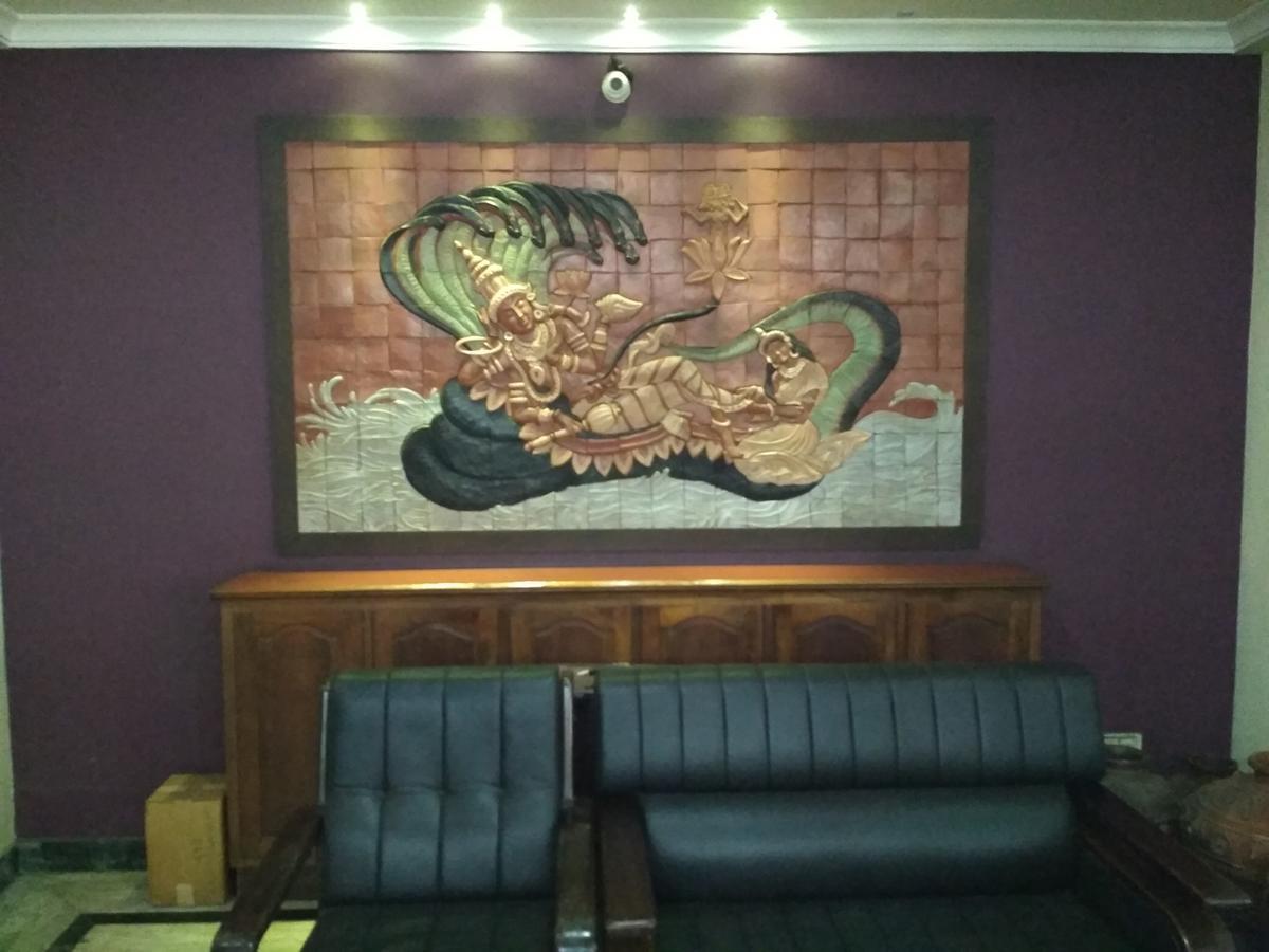 Hotel Rukmini Alwaye Luaran gambar